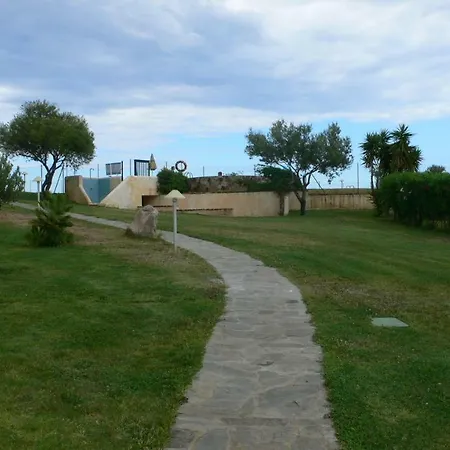 House 28 - On The Beach *