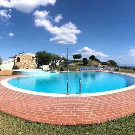 House 28 - On The Beach Ferienhaus Budoni